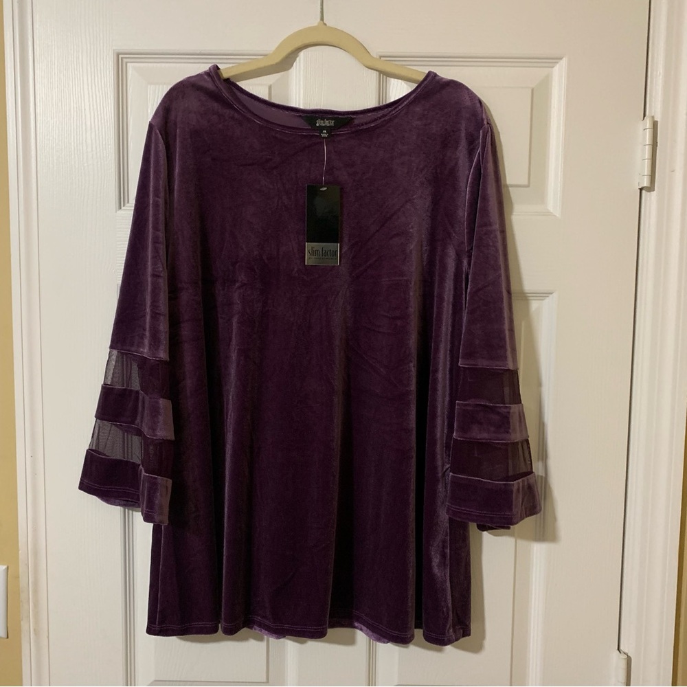 NWT Slim Factor by Investments Purple Velvet Tiered Mesh Long Sleeve Top‎